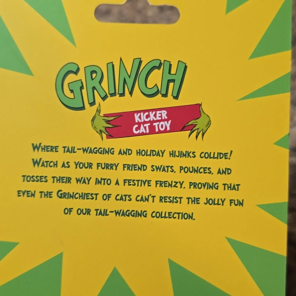 Grinch Plush Kicker Cat Toy With Catnip‎ Inside NWT